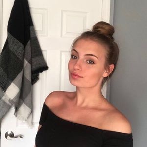 Meet your Posher, Victoria